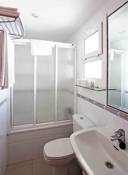 Apartamentos La Proa Torremolinos Kültér fotó